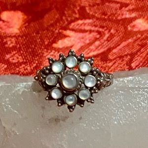 SOLD Moonstones flower daisy flower pattern .925 stamped sterling silver ring